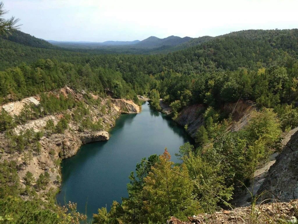 Caddo Gap, Arkansas: Crystal Caves and UFOs, by Dan Coffey - Iowa Source