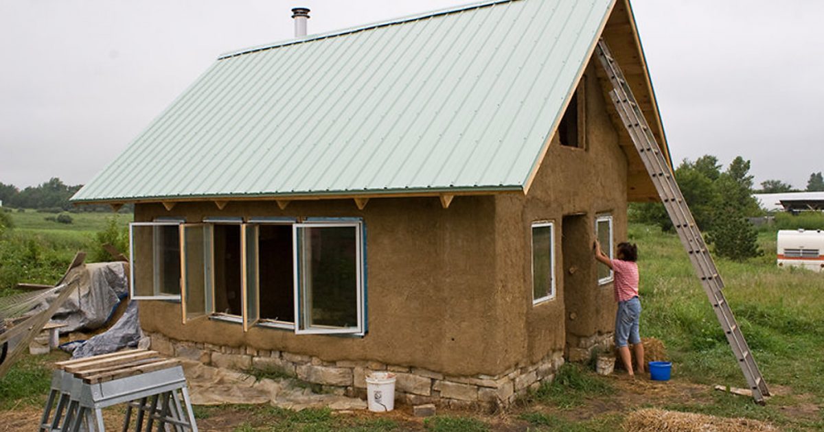 building-a-cob-house-a-7-000-dream-house-made-of-earth-iowa-source