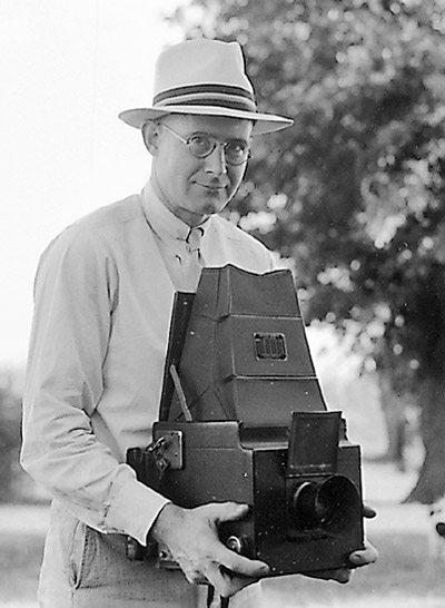 Bountiful Harvest: The Farm Photography of Pete Wettach - Iowa Source